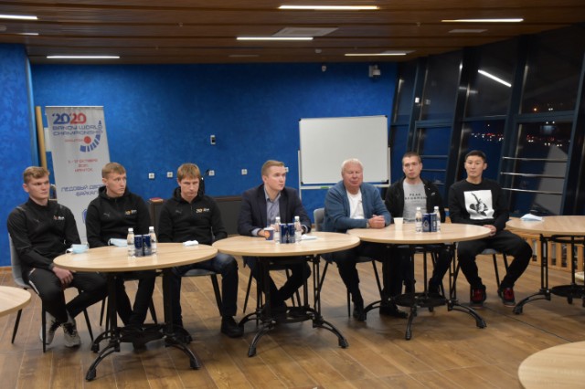 Поговорили с болельщиками о предстоящем сезоне!