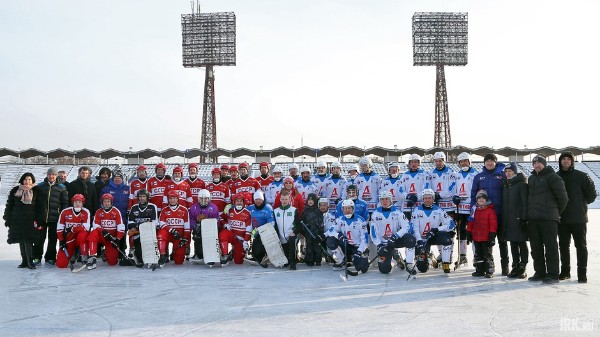 Фоторепортаж с ретро-матча "Локомотива" и "сборной СССР" 