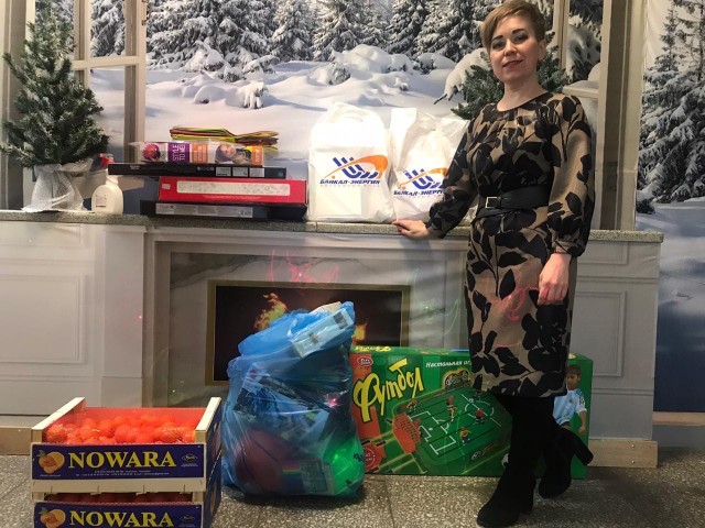 Хоккеисты «Байкал-Энергии» принимают участие в акции En+ Group «Стань Дедом Морозом»