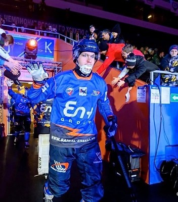 Олег Тарнаруцкий доиграет сезон 22/23 в Уфе