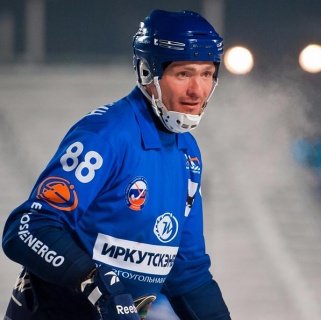 Евгений Иванушкин вновь лёг под скальпель хирурга