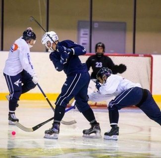 Видеоклип с первой ледовой тренировки